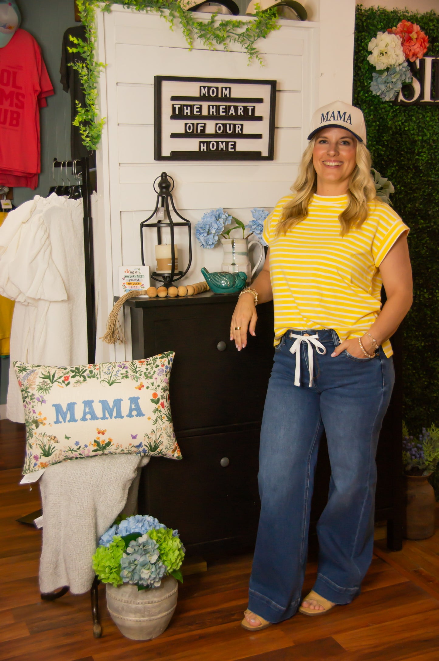 Drawstring Wide Jeans