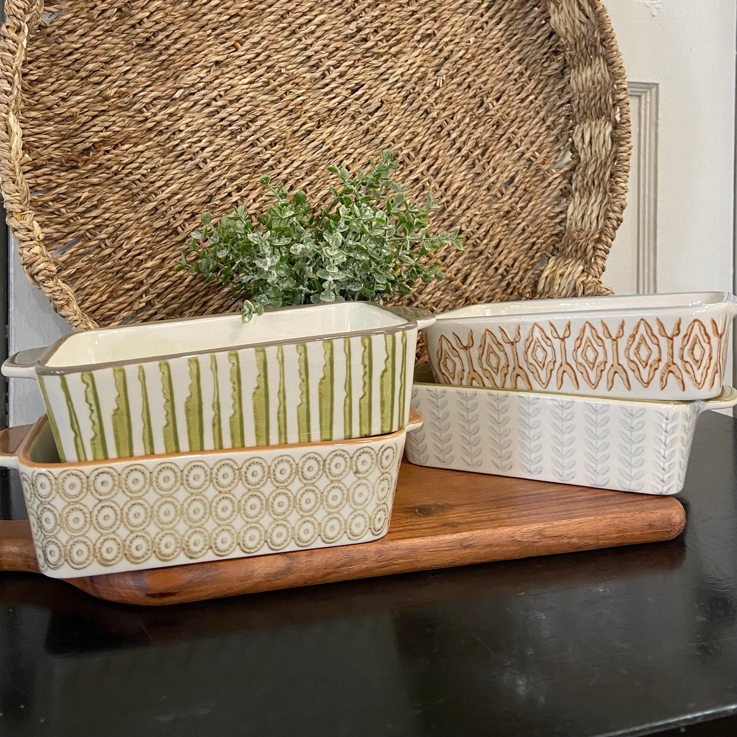 Patterned Stone Baker