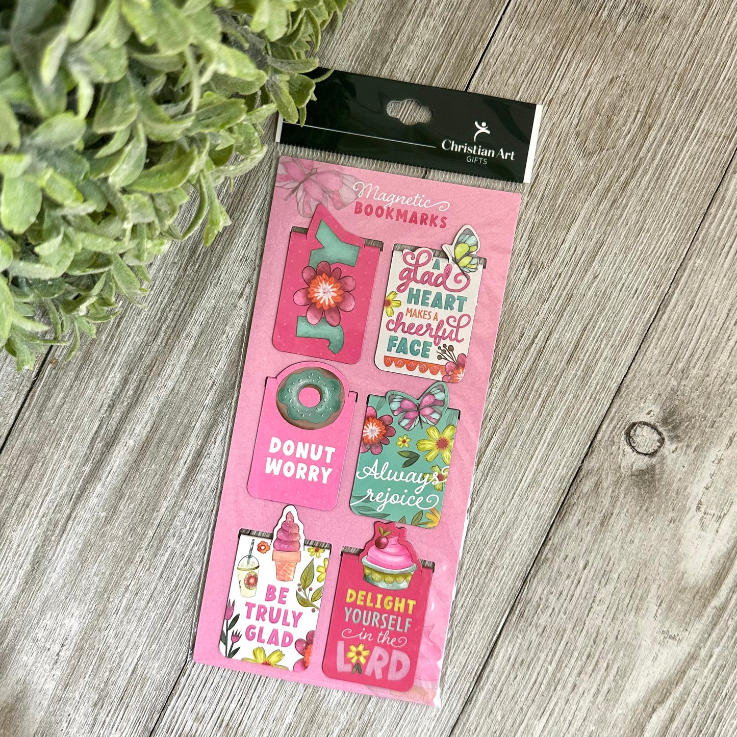 Glad Heart Bookmark Set