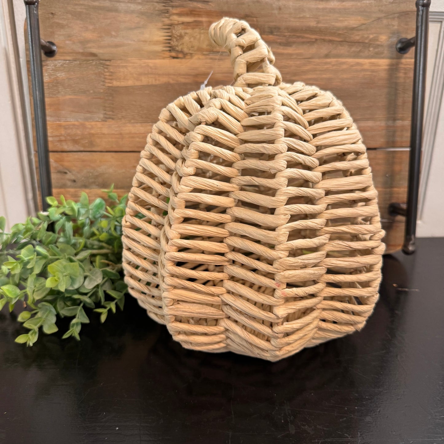 Natural Woven Pumpkin Décor | 8" x 10"