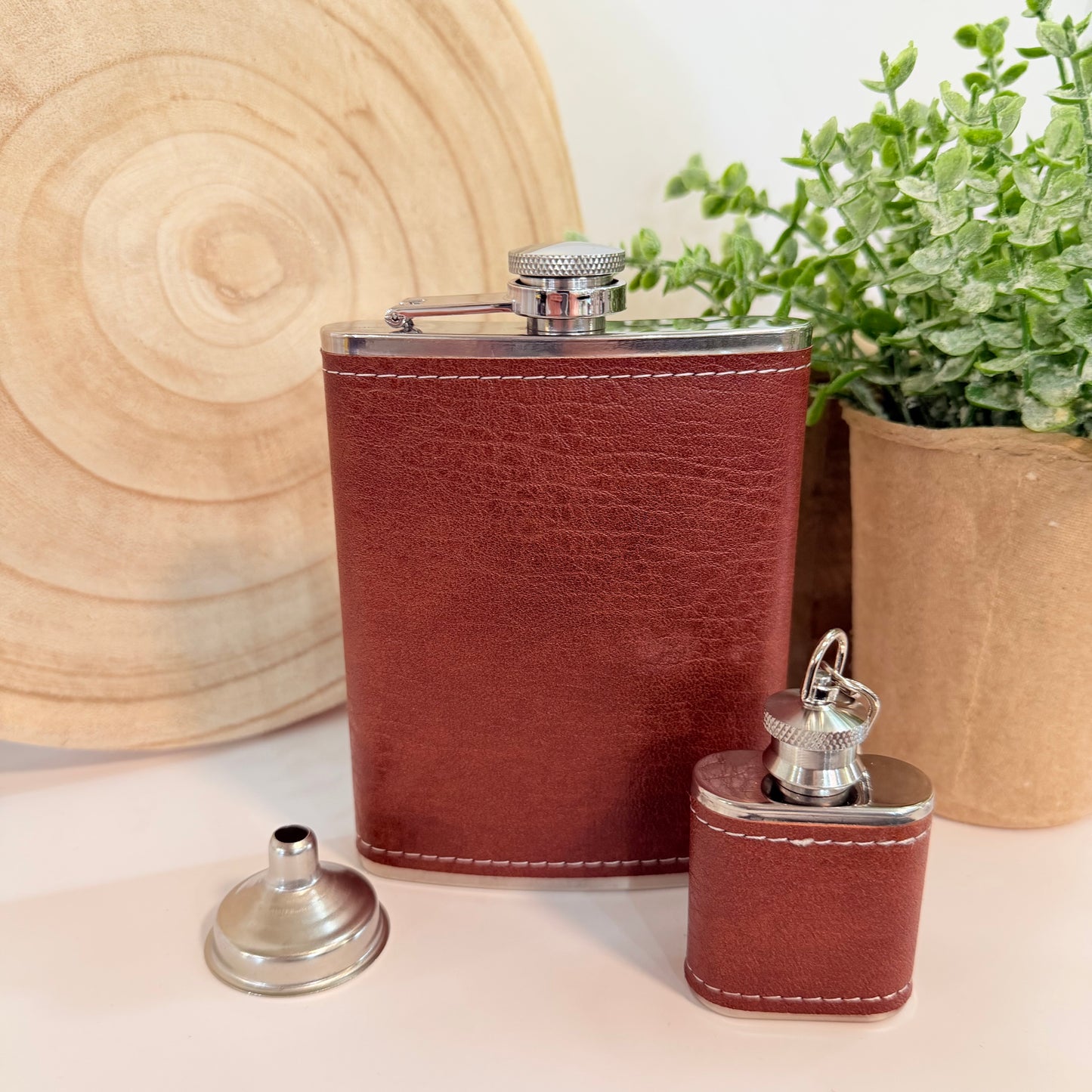 Brown Pebble Flask Set