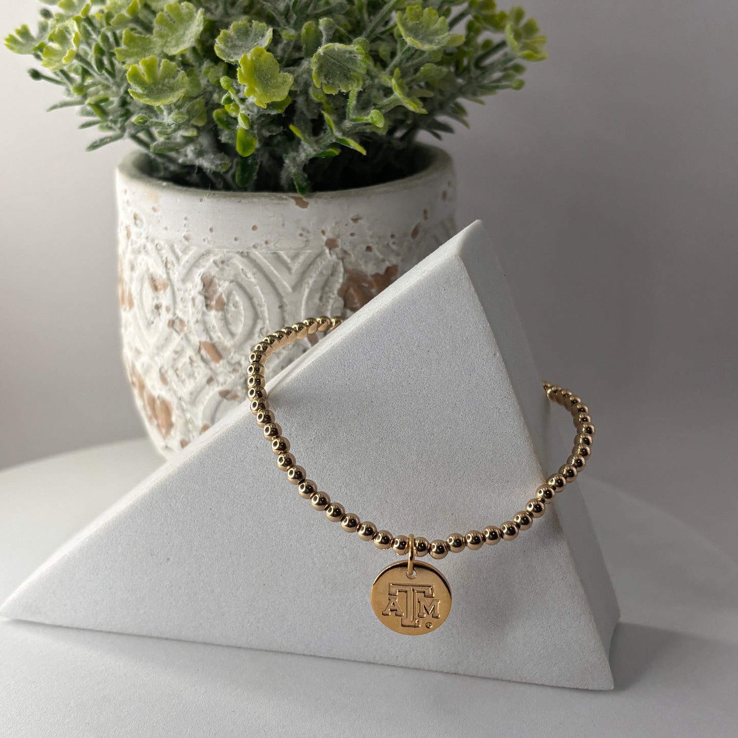 enewton ecollegiate Extends Classic Gold 3mm Bracelet- Texas A&M Disc