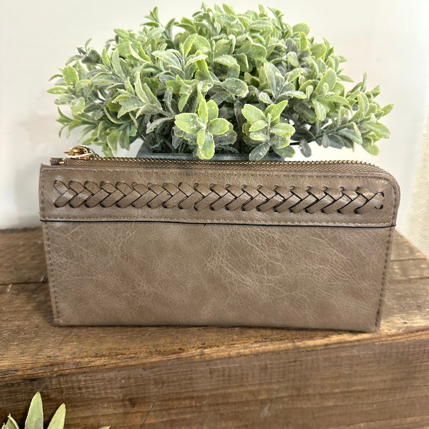 Jen & Co Gia Braided Wallet
