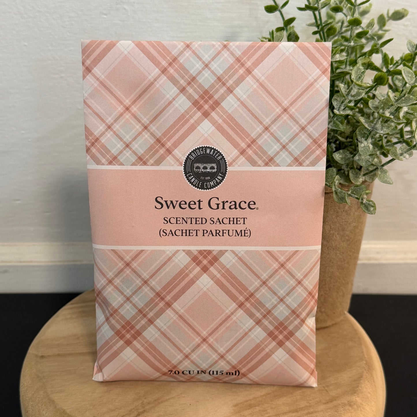 Sweet Grace Sachet Plaid