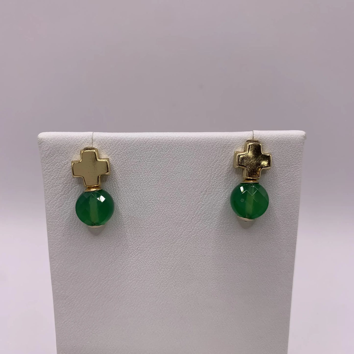 Ear-CrossGreen.webp